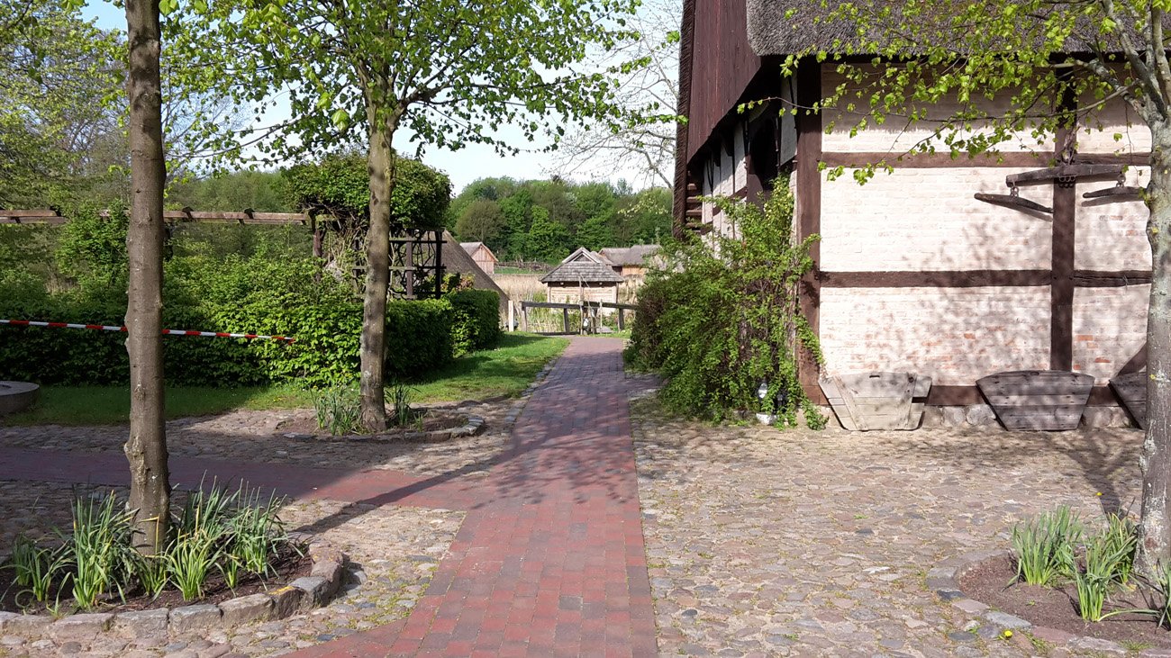 AuenanlFreianl_Parkpl_6__Wallmuseum6.jpeg